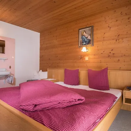 Klaras Haus Laimach Apartman *